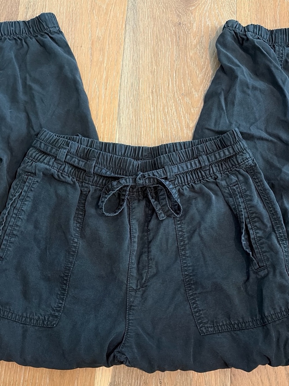 American Eagle Outfitters Black Drawstring Jogger Pants